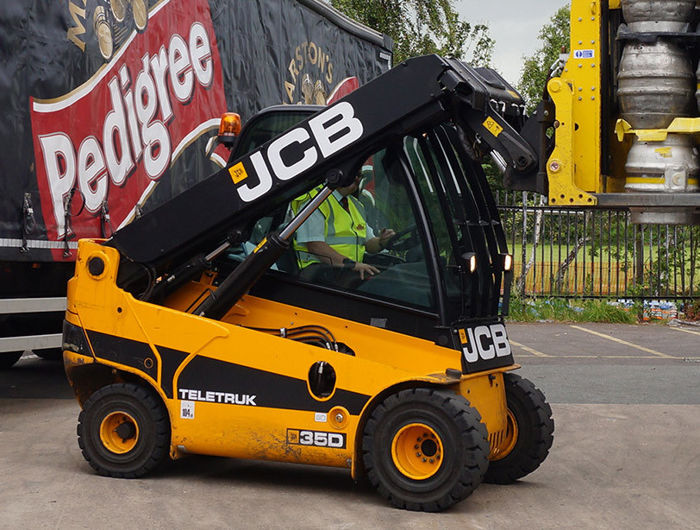JCB-teletruk-35D.jpg