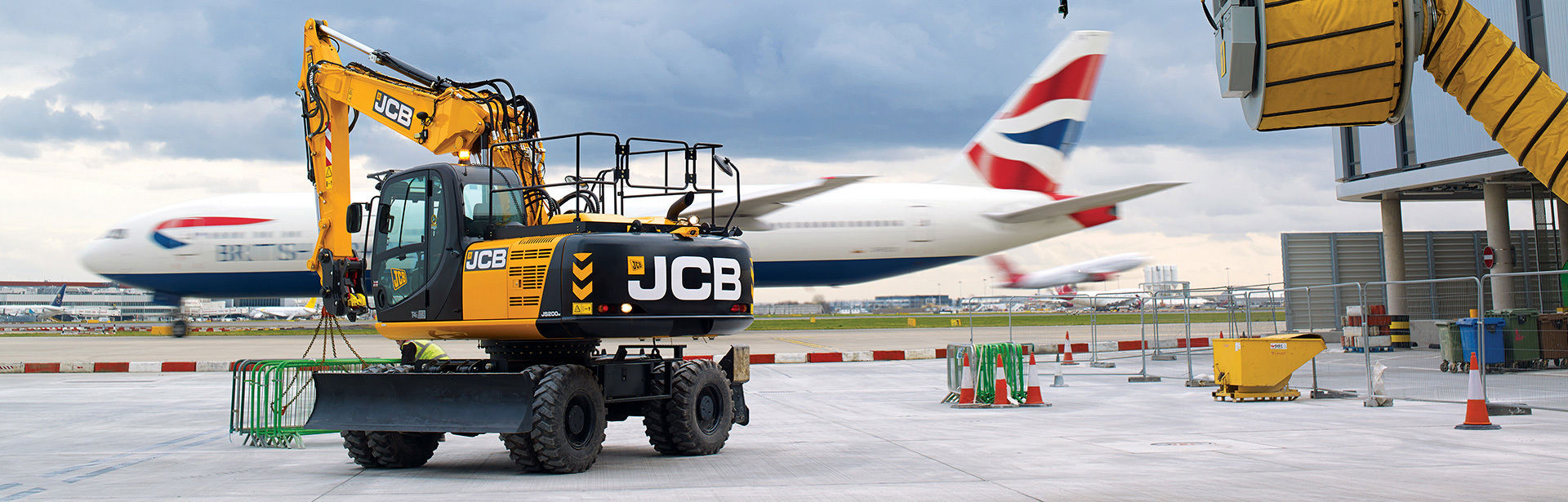 Wheeled excavator Banner.jpg